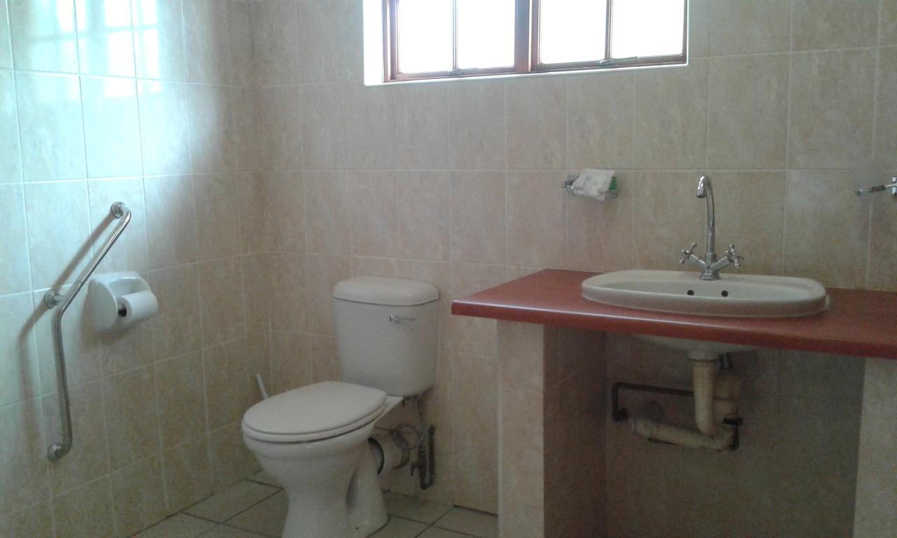 Larissa Hotel Маун Экстерьер фото